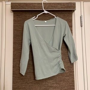 Vintage Margaret O’Leary sweater in Sage green